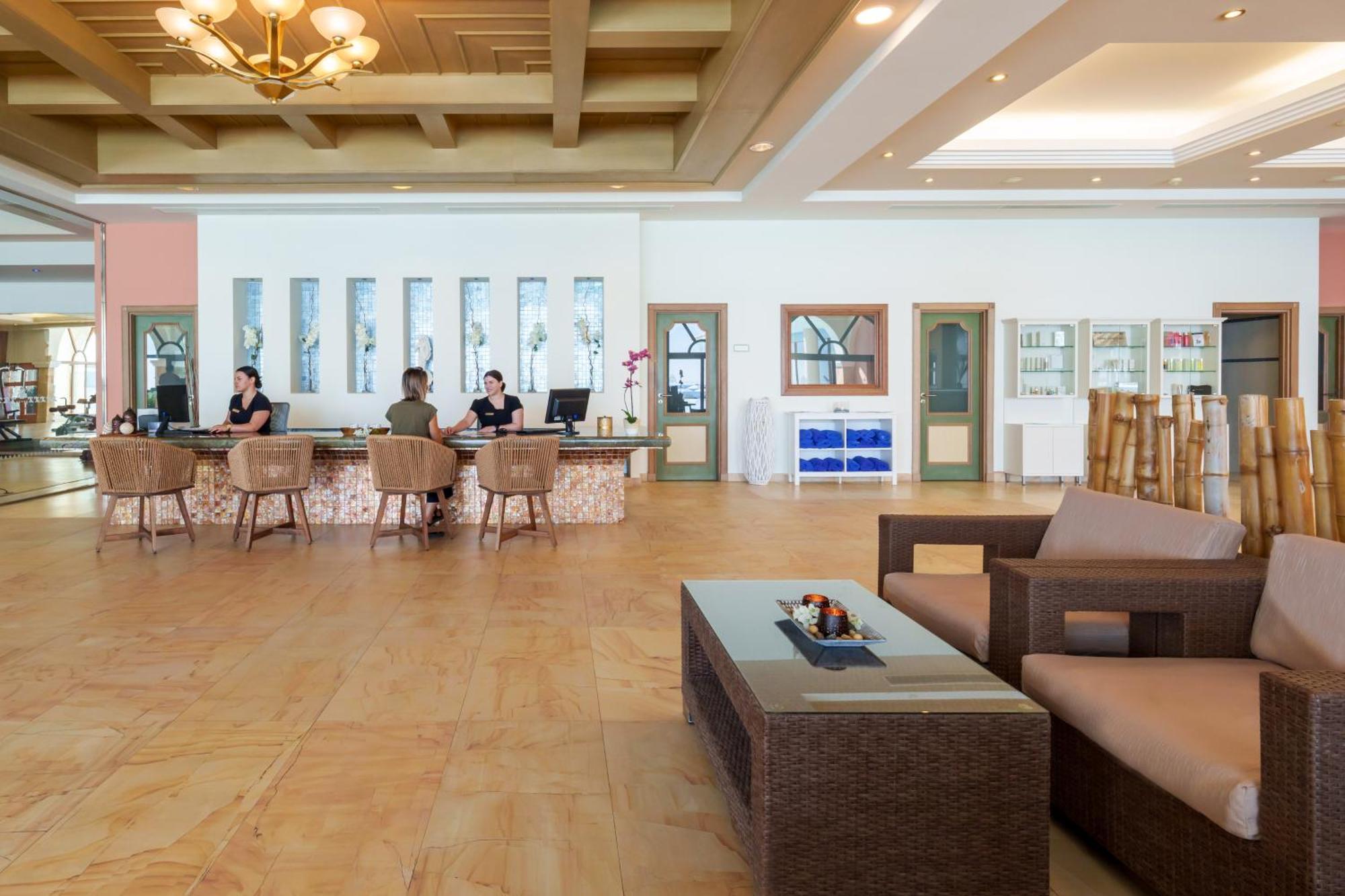 Hotell Atrium Prestige Thalasso & Lakhania